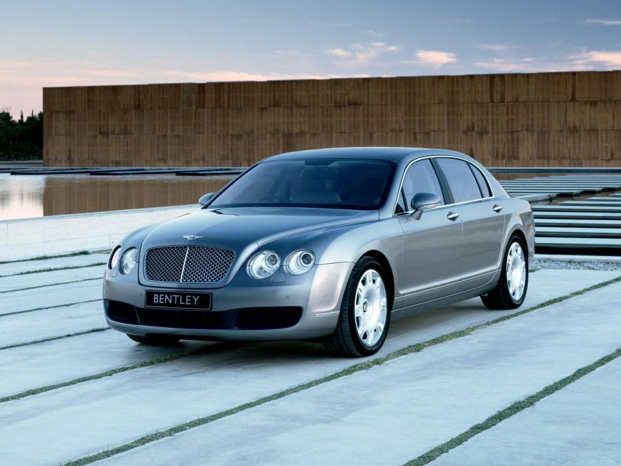  Bentley Continental Flying Spur 2005 года  (UK) (фото 1 из 12)